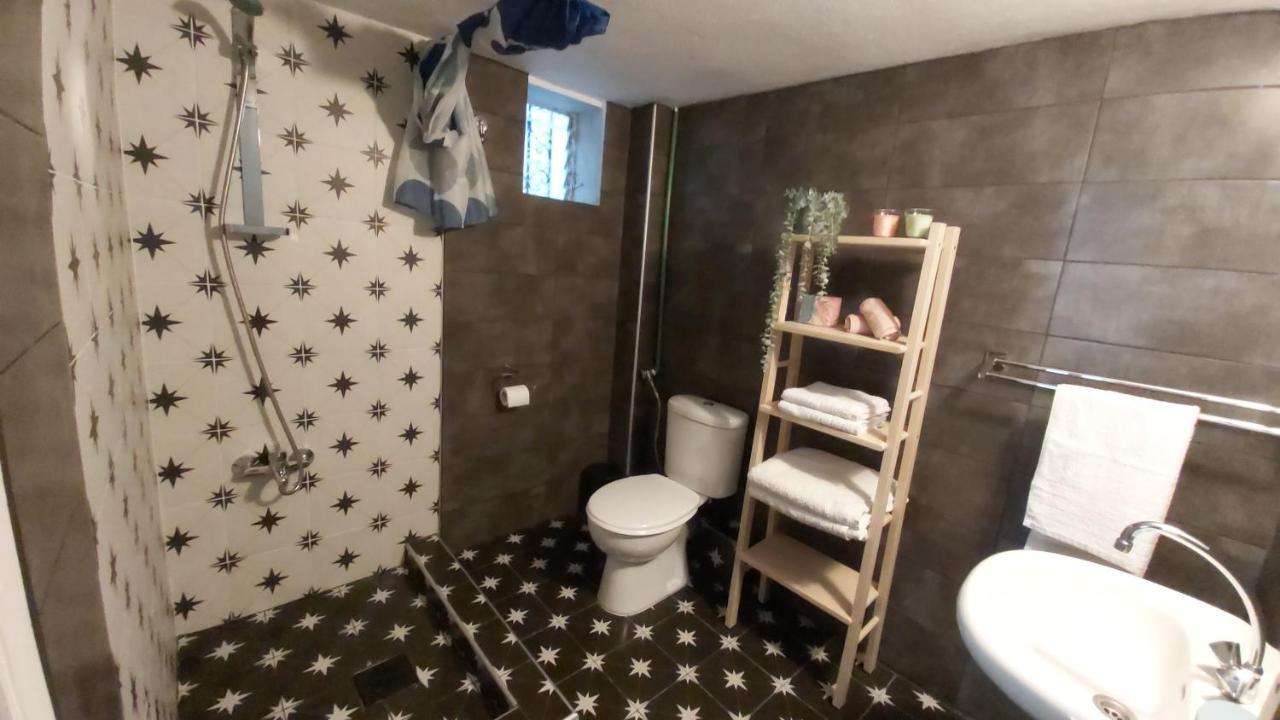 דירות פסאקודיה Annas House מראה חיצוני תמונה