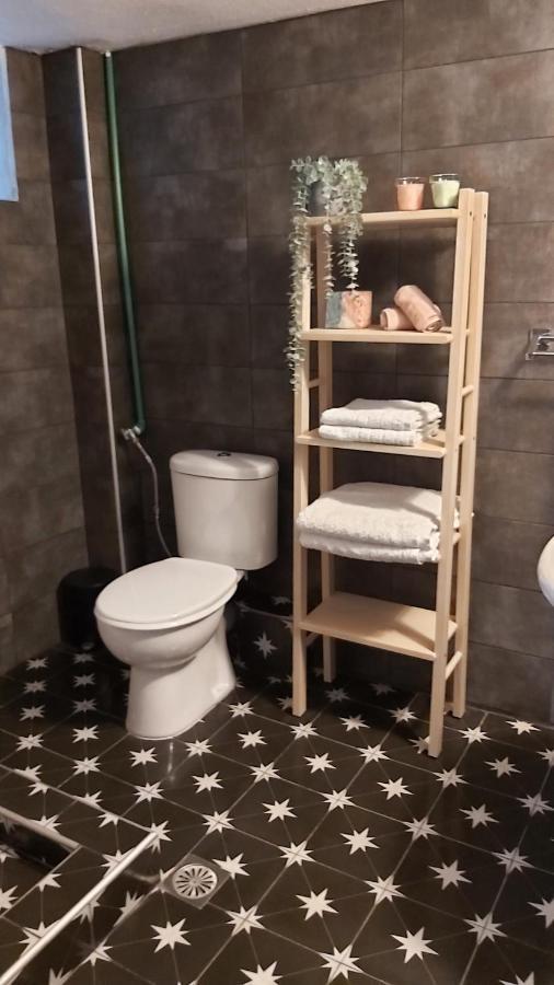 דירות פסאקודיה Annas House מראה חיצוני תמונה